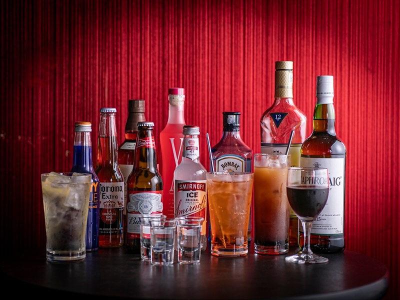 お食事メニューも豊富！
お料理にこだわりたい方に！厳選コース♪
スタンダードに宴会を楽しみたい方には！カジュアルコース♪