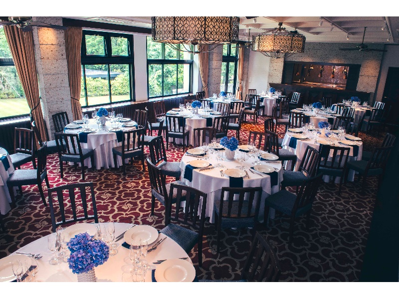 【宴会場｜本館】ザ リージェントルーム
(着席80名様/立食90名様/スクール54名様/シアター121名様)