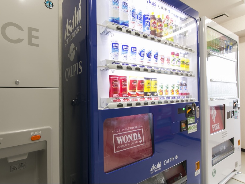 アルコールドリンクも販売あり