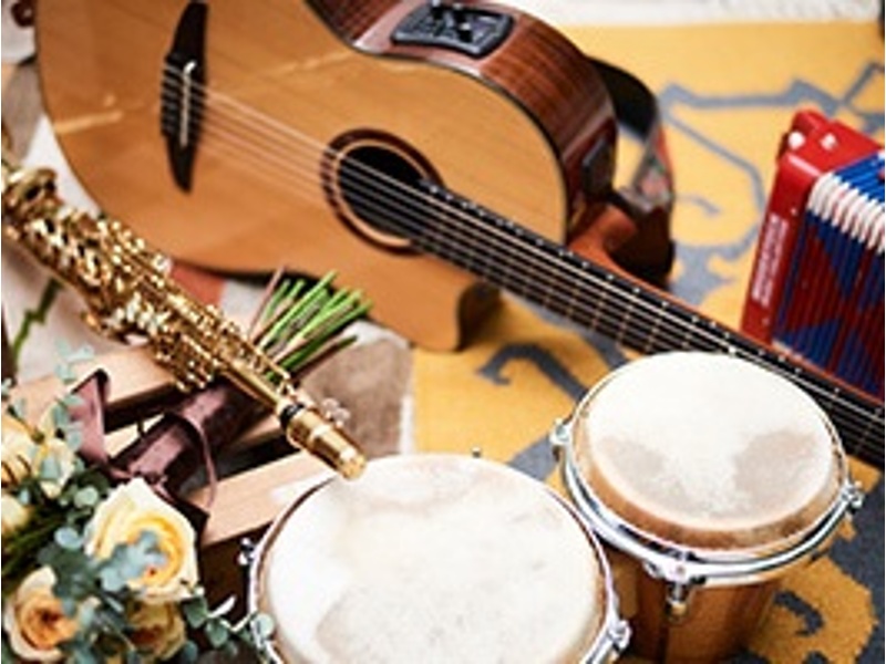 結婚式の二次会にも!
ウェディング事業を行う会社が運営している
レストランのスタッフが事前打ち合わせを担当するので、
当日も安心してお過ごしいただけます。
演出やサプライズもお気軽にご相談ください。