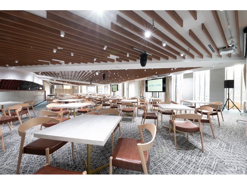 【メインフロア】