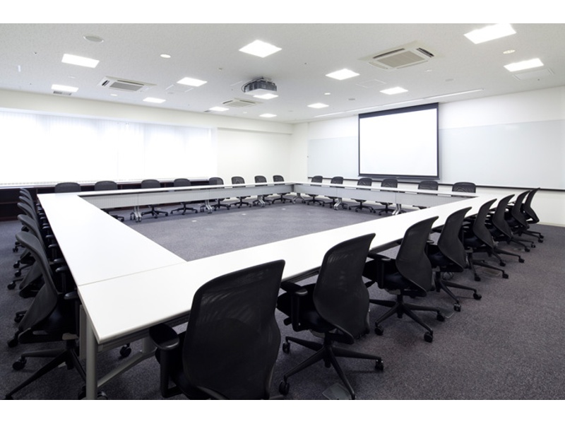 中研修室（100㎡）