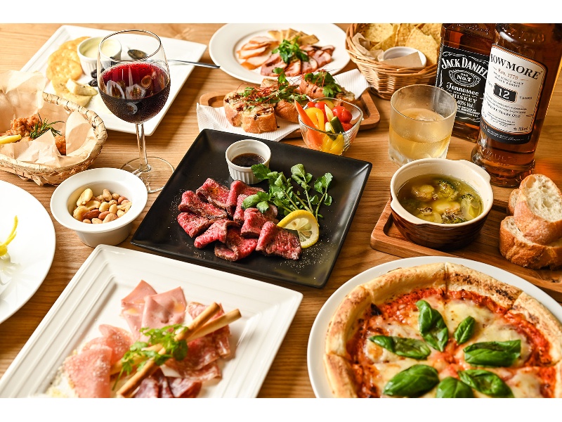 【バンド演奏可能！機材レンタル無料！】3時間飲み放題＋前菜やパスタにメイン、デザートなど全8皿【スタンダードコース】