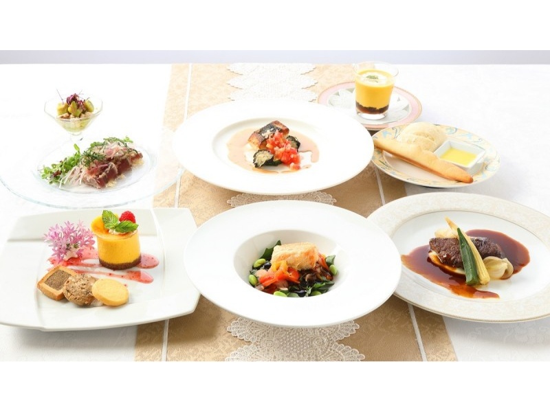洋食コース料理　6,500円（税込）
～ご予算に応じてお作りいたします
※写真はイメージです