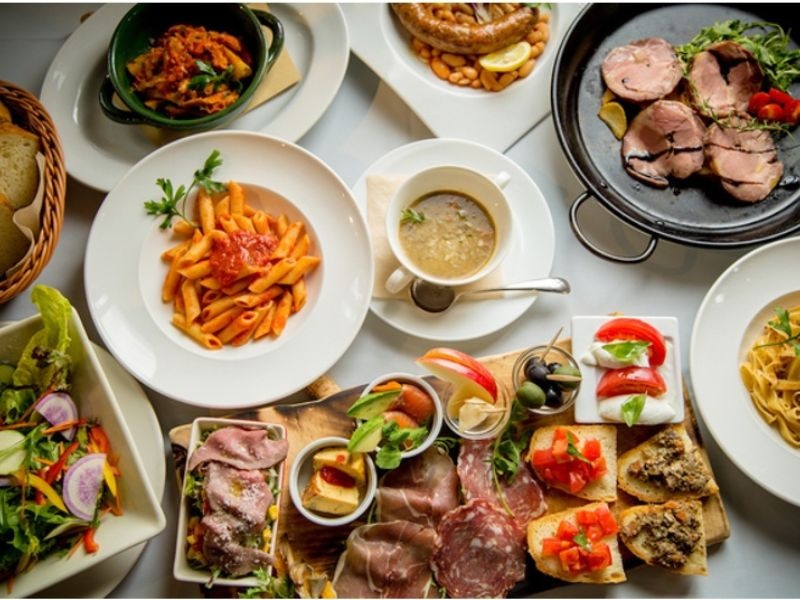 【大満足！9品5000円】ビュッフェスタイル9品＋フリードリンク2時間