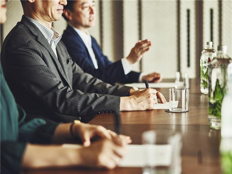 《ハーフデイパッケージ 4時間》会議・セミナー・研修
