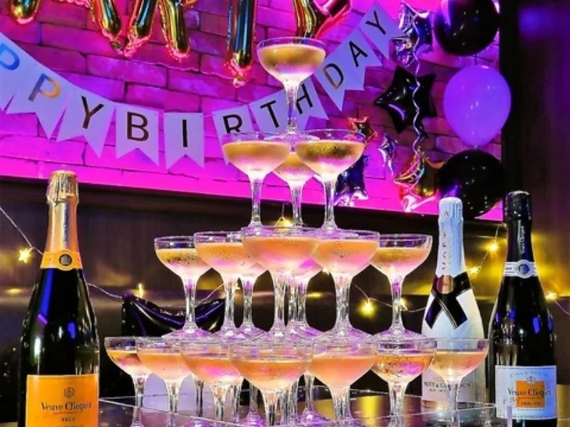 2次会・お祝い・各種ご宴会を盛り上げるシャンパンタワー！迫力満点で盛り上がること間違いなし★