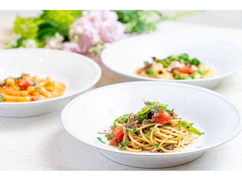 パスタも生麺を使用。
モチモチの触感、口いっぱいに小麦の香りが広がります。