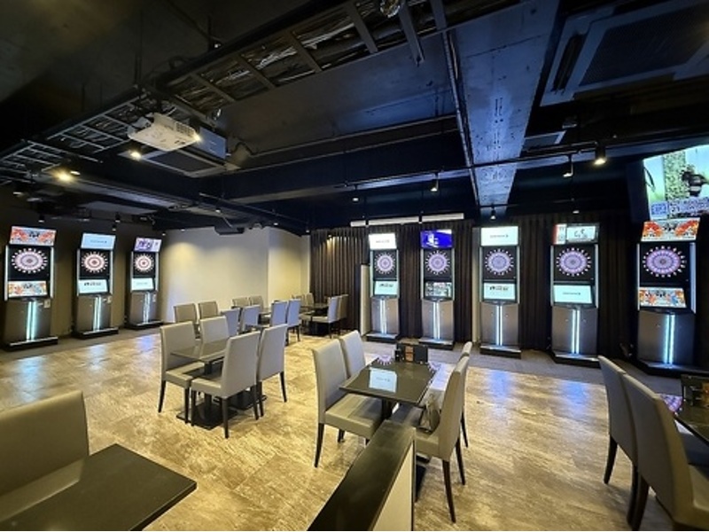 【貸切・パーティー】
最新機種DARTS LIVE3全10台！