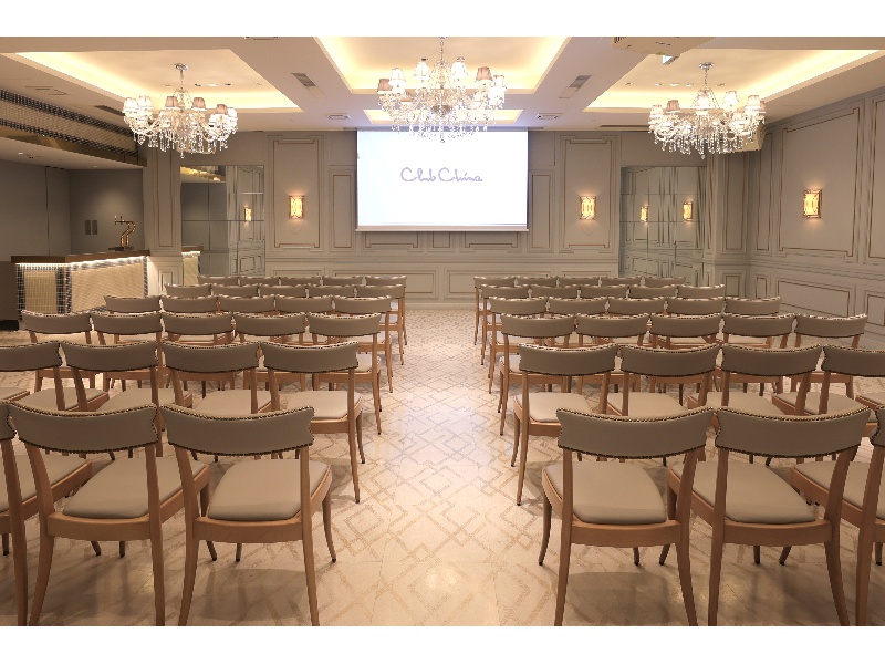 クラブガーデン
会議
シアタースタイル