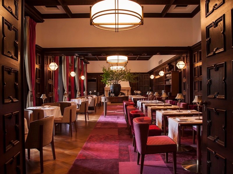 メインダイニング