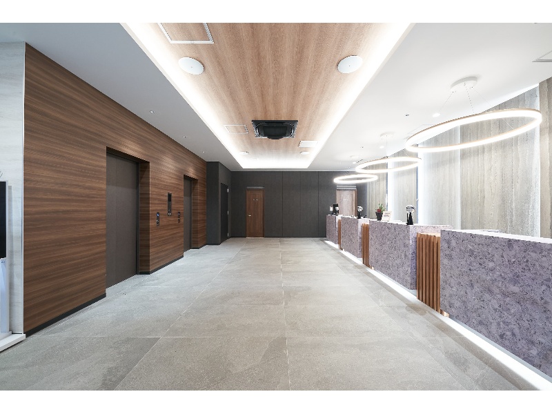 【1階エントランス】