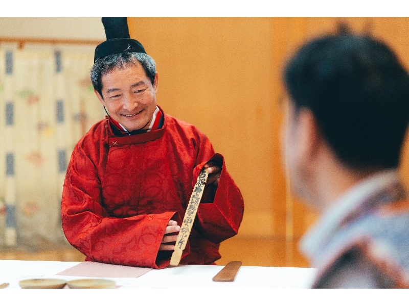 奈良時代宮廷料理「天平の宴」では高官に扮したホテルスタッフによる料理説明や当時の興味深い話をお聞きいただけます