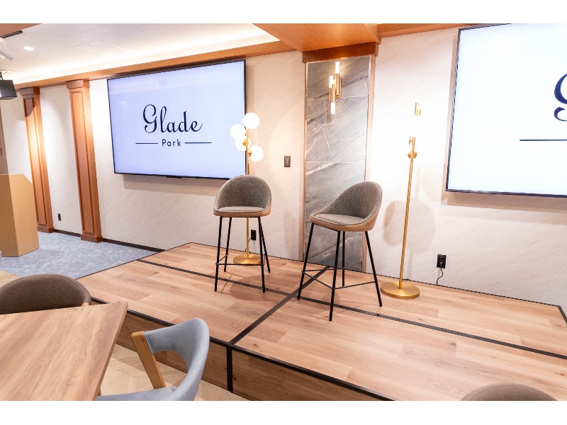 【グレイドパーク 新橋駅前7F（銀座口）】