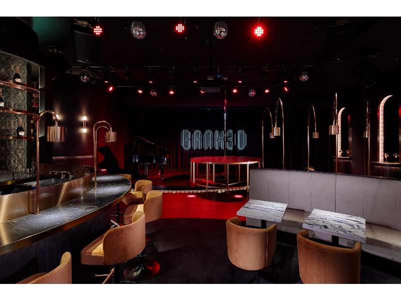 メインフロア(CLUB BANK30)