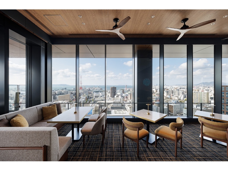 CAFE&BAR（THE ROOF）
