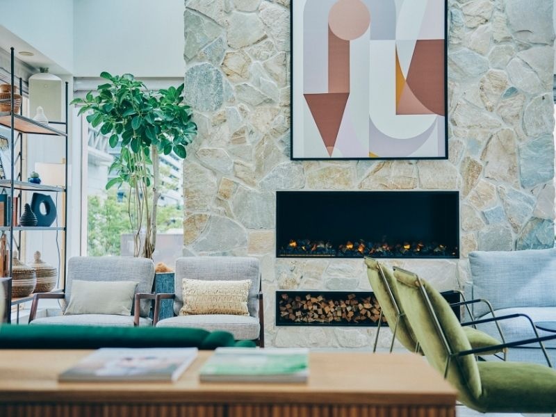 2Fダイニングルームは別荘のような居心地の良い空間。会話がしやすいアットホームな会になります。