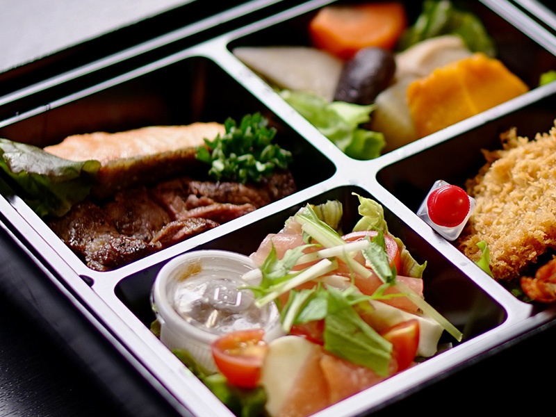 グループランチなど、カジュアルに弁当スタイルでの料理をご用意することも可能です。