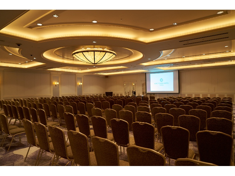 扇 シアター形式