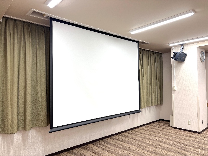 スクリーン(末広)