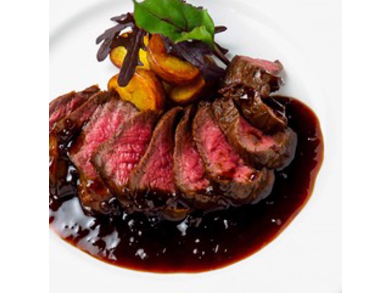 【～A5ランク牛伊良湖黒牛サーロインを楽しむ～】お食事14品＋飲み放題付きプレミアプラン