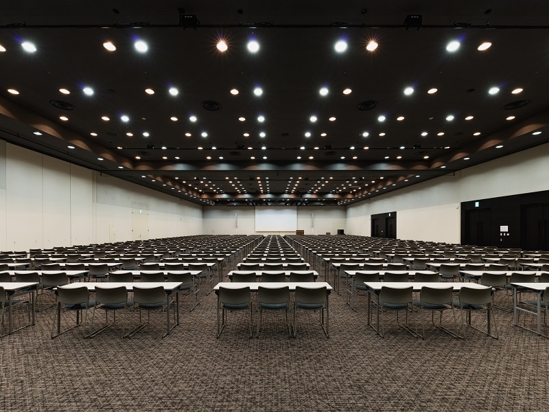 HALL 全体