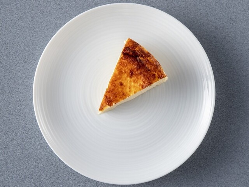 料理だけでなくデザートも本格派。元有名店パティシエによる、食事の締めくくりにふさわしい極上スイーツ