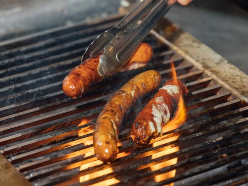 グリルで焼き上げた香ばしさが食欲をそそります。