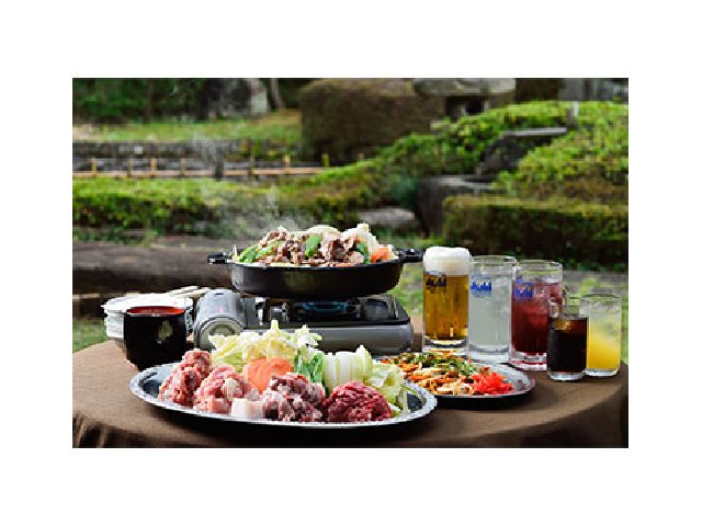 ジンギスカンBBQ、ラム・牛・豚・鶏・野菜・焼きそば・ご飯が2時間食べ放題、生ビール・各種サワー・焼酎・ウィスキー・ソフトドリンク各種2時間飲み放題で、4,300円税別にて承ります。
