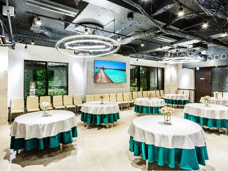 ▼会場紹介▼
グレースバリ赤坂ブラン
着席：最大48名
立食：最大80名