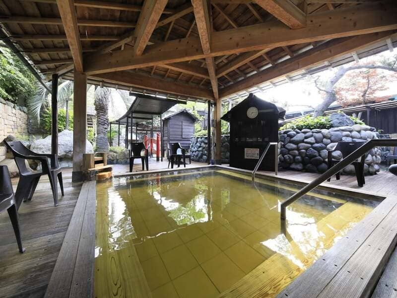 露天ひのき風呂