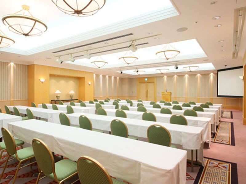 中宴会場　フォレスト