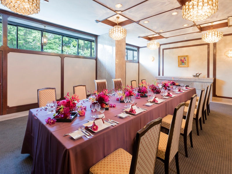 【2Fつつじの間】