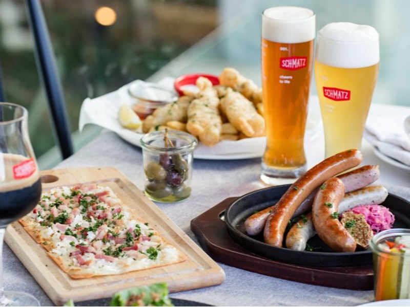 【ご宴会におすすめ♪２H飲み放題】マイスター自慢の”ドイツソーセージ”やフラムクーヘンを堪能できる定番の7皿9品シュマッツコース