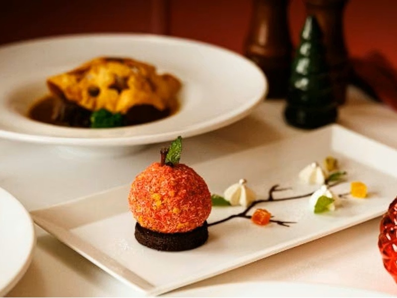 美しい料理の数々で大切な人とのお食事の時間を彩る