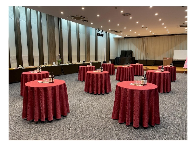 パーティー利用に最適！ゆとりある空間でお楽しみいただけます