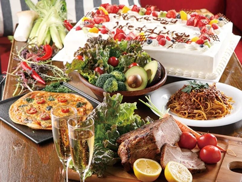 食事もイタリアン中心でご用意