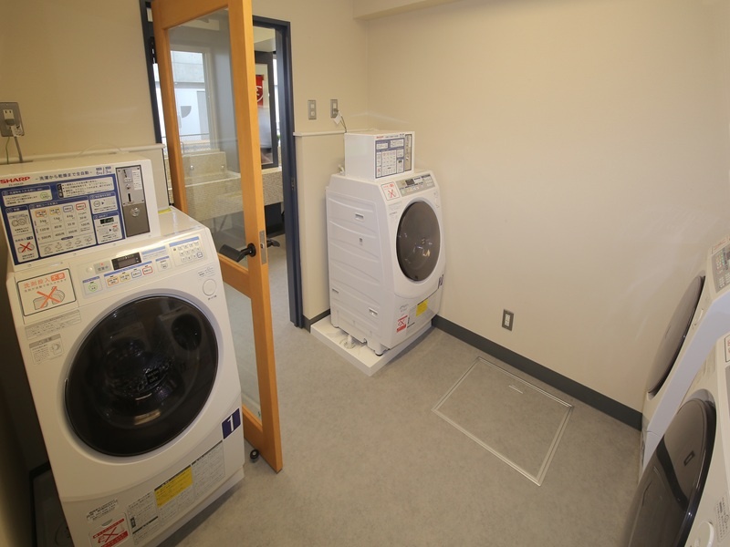 ランドリールーム(有料)
