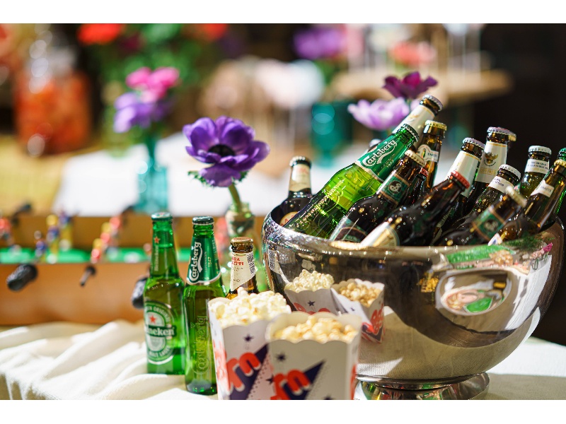 世界のビールビュッフェなどお集まりに合わせたエンタメも幅広くご提案。