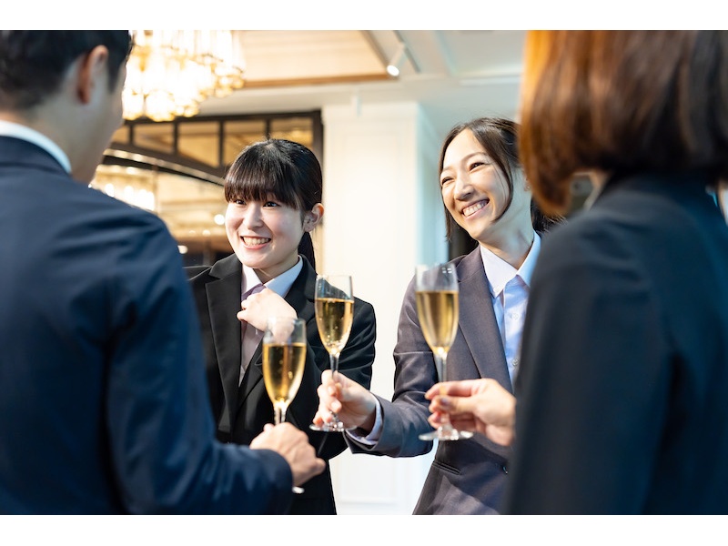 パーティーシーンイメージ