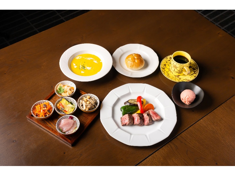 【ランチ】牛のグリル含む全5品贅沢ランチコース