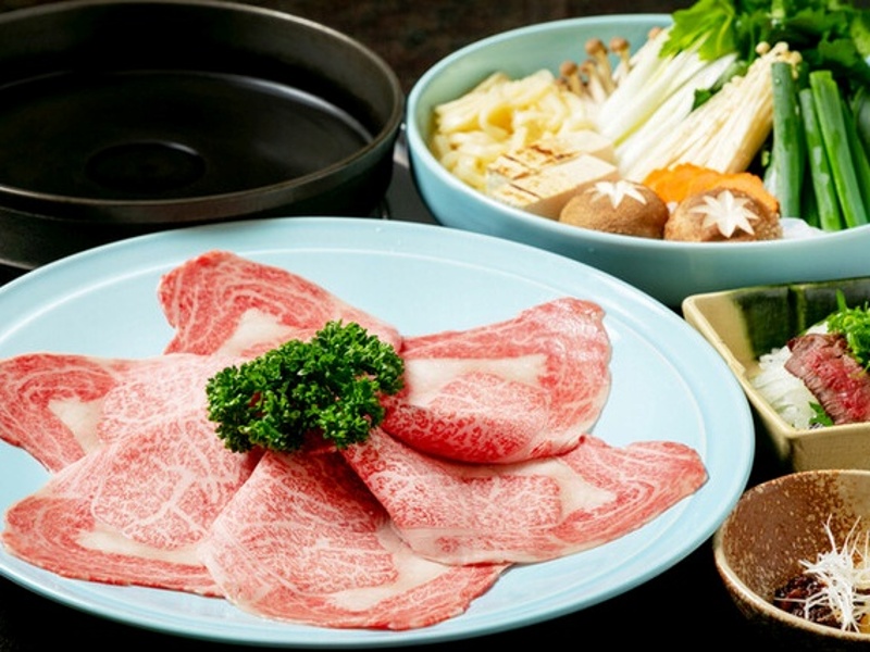 厳選した国産食材のみを使用。素材の良さを活かしたシンプルながらも奥深い味わいが、お客様の舌を唸らせます。