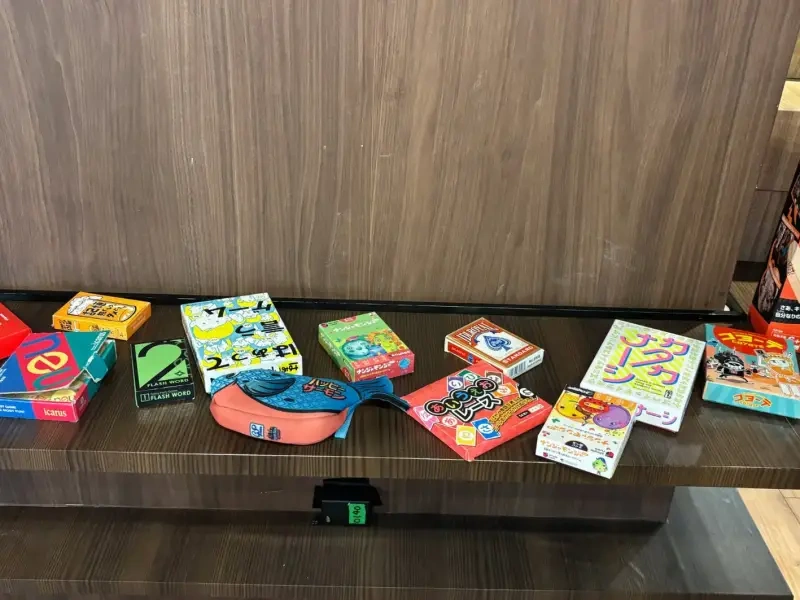 仲間と楽しむための、貸出用ゲーム類は品揃え充実