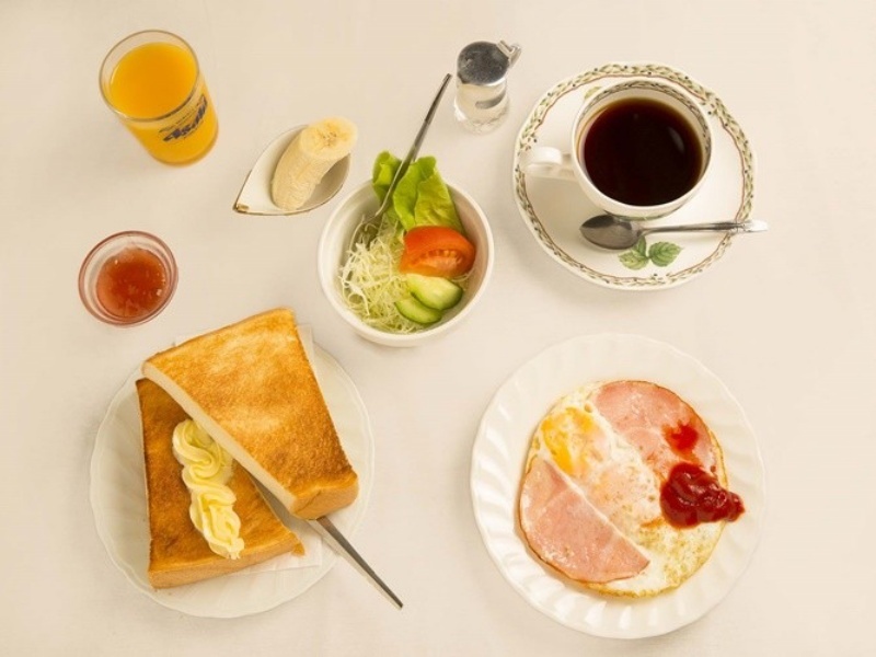 朝食内容は和食、洋食からお選びいただけます。
※朝食のお時間は7:00~9:00までとなっております。