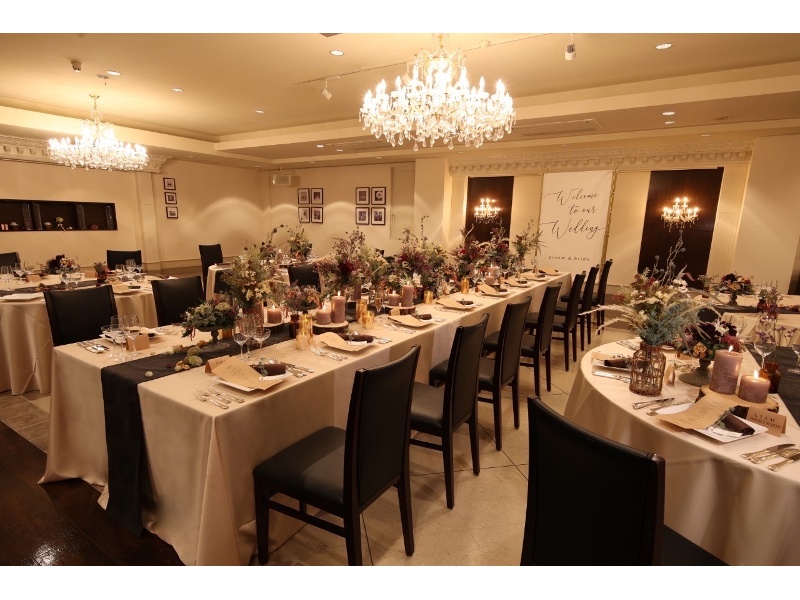 宴会場「ビジュー」