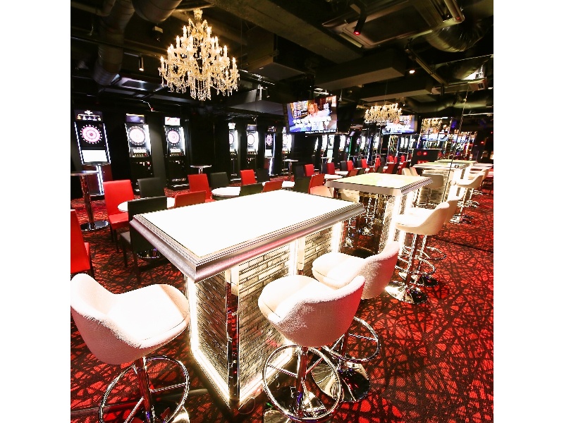 テレビ番組さながらの映像とクオリティで一体感のあるパーティーを。
