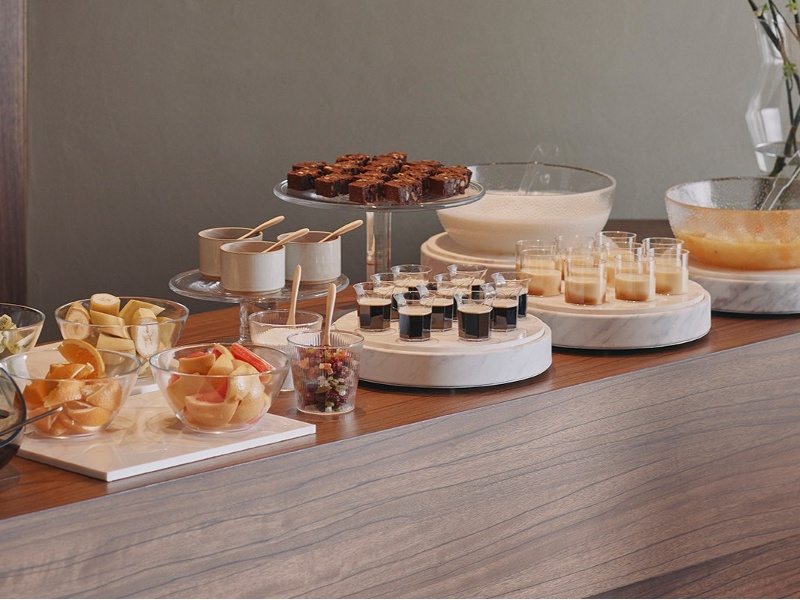 宿泊会議や二次会宿泊ゲストにもうれしい、豪華な朝食ブッフェ