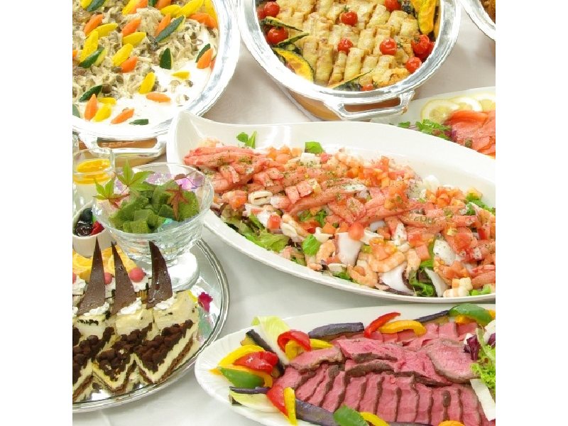 和・洋(中華)から成るビュッフェ料理は様々なお客様のご要望をお伺いいたします。