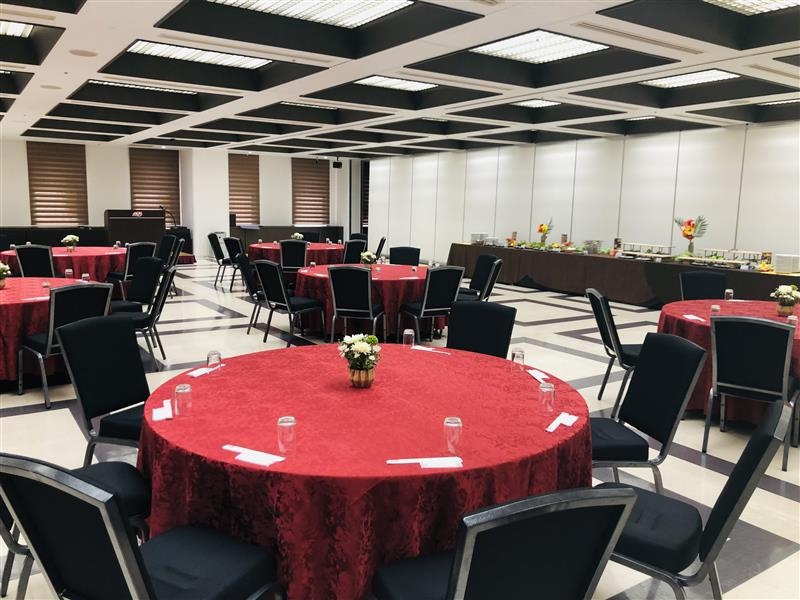 メインホールB/着席形式47名様