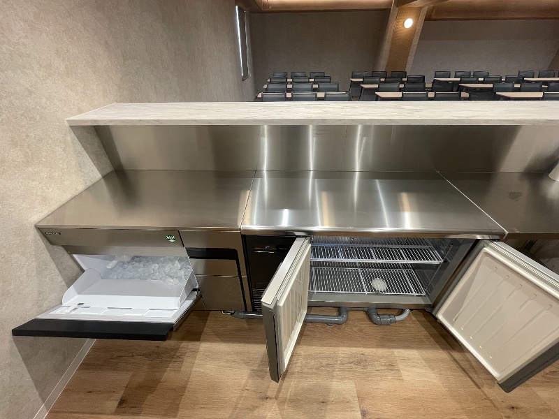 【バーカウンター】- TIME SHARING 新橋駅前4F（銀座口） の写真